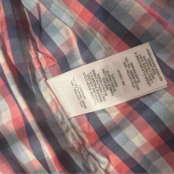 Vineyard Vines On The Go Performance button down dress shirt size 3T like new - Picture 5 of 6